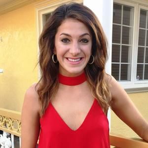 Meet your Posher, Leah